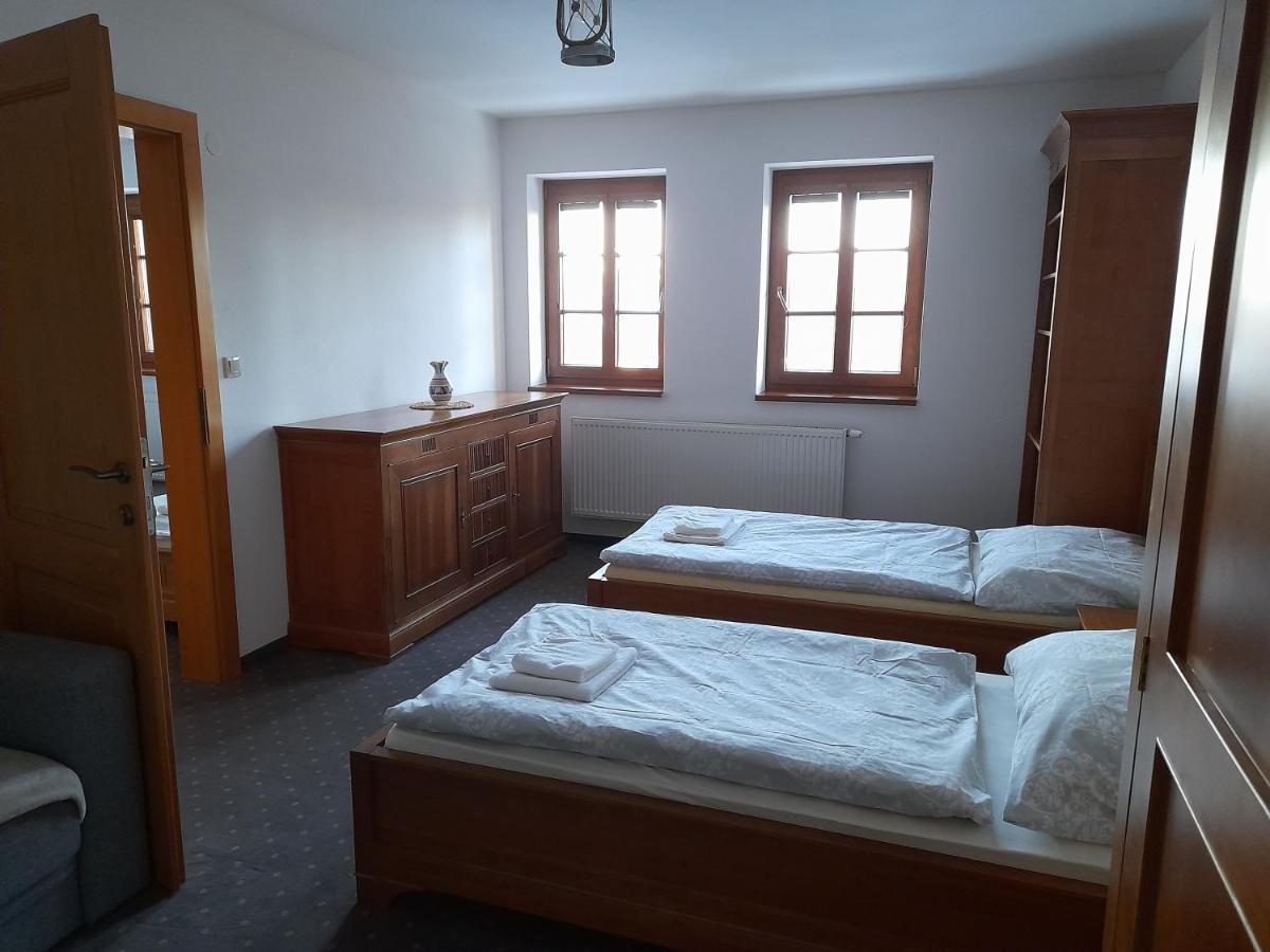 Koliba Holica Hotel Huty Luaran gambar